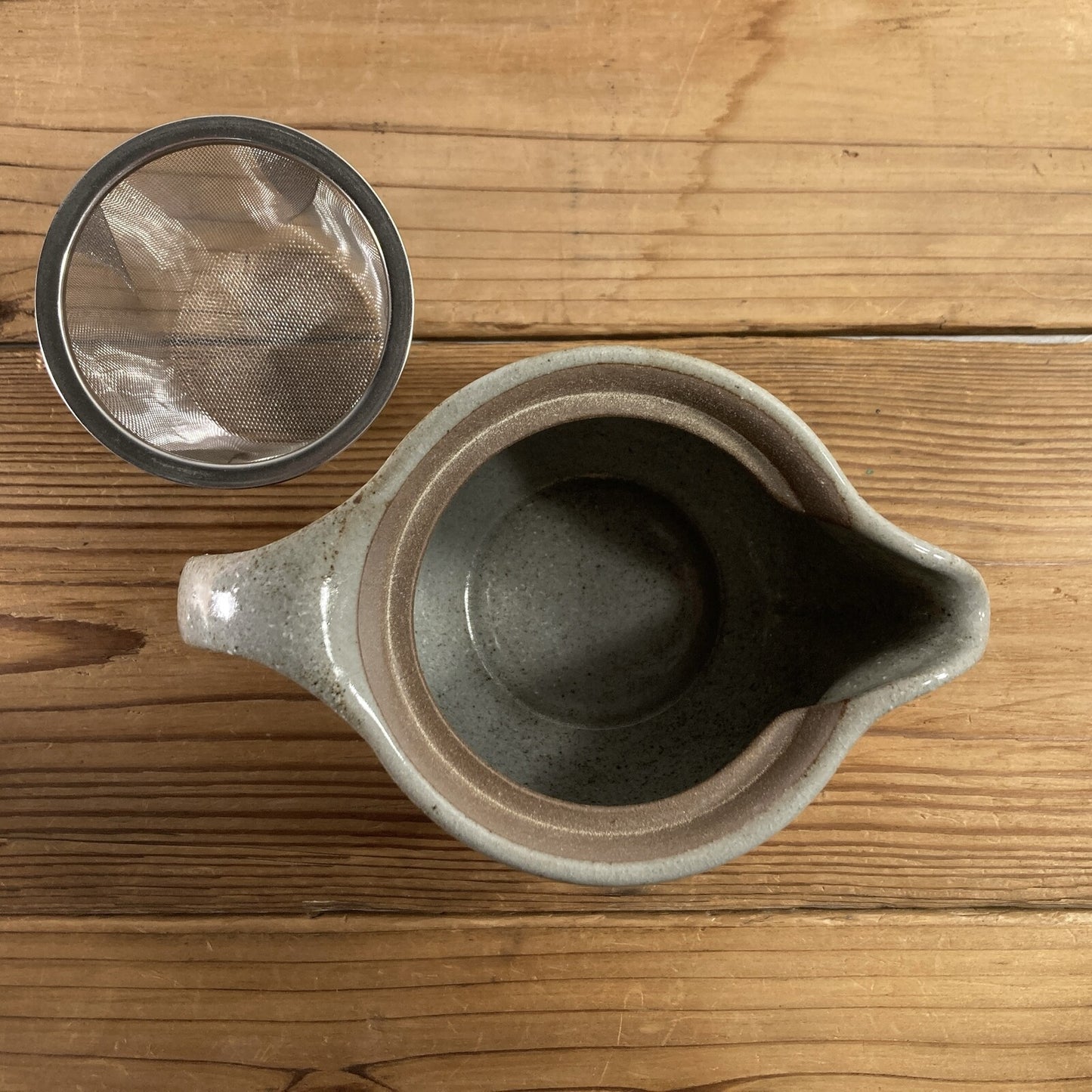 Mino ware ceramic teapot (with liner)