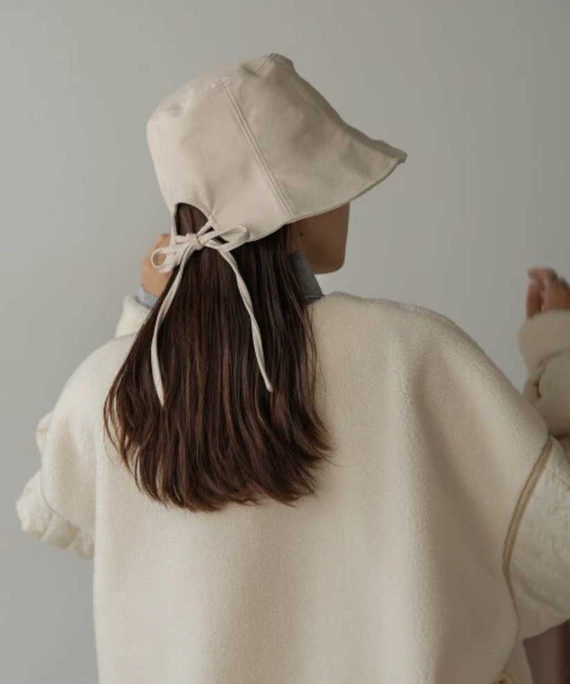 Strappy leather bucket hat