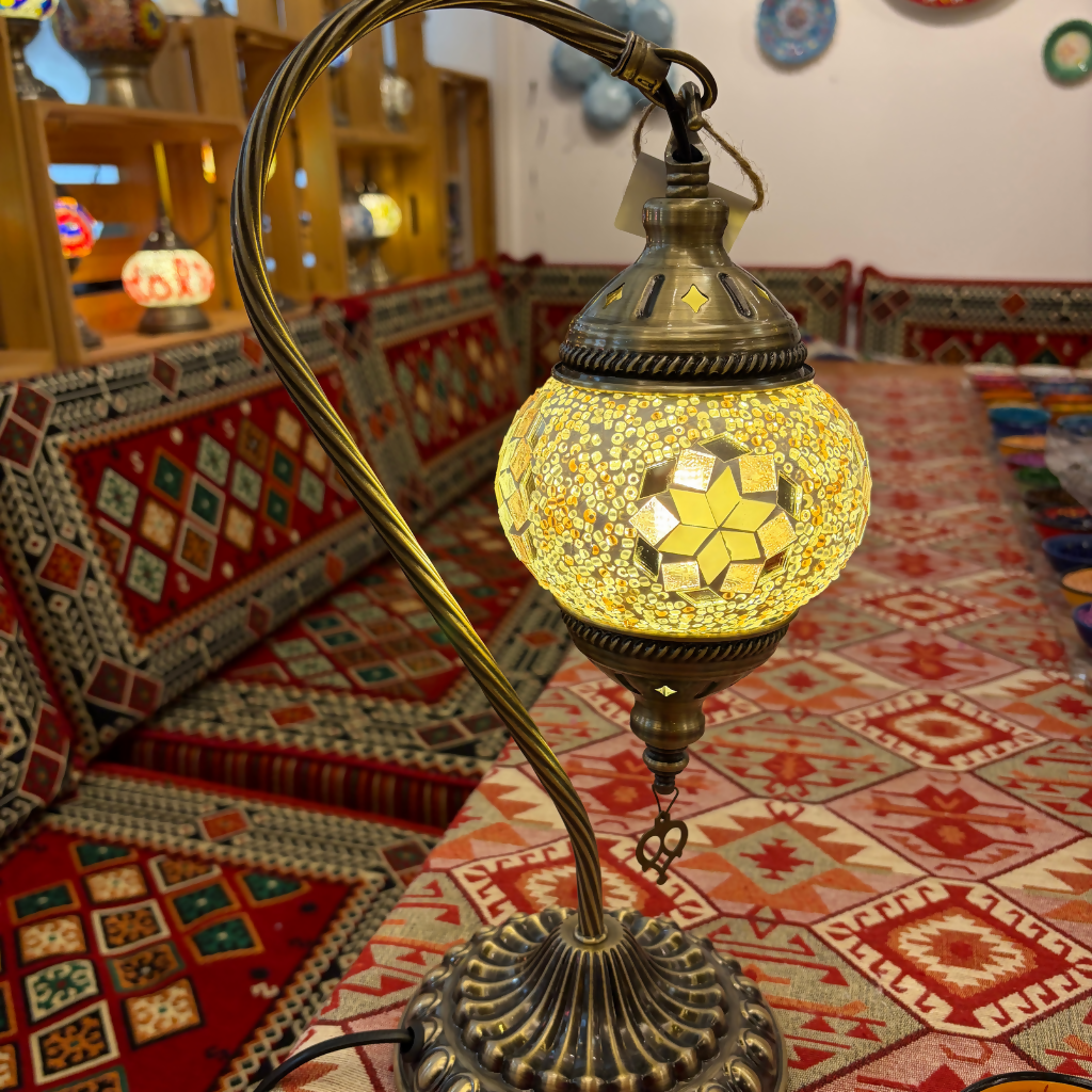 Turkish Handmade Swan Lamp (HK plug)