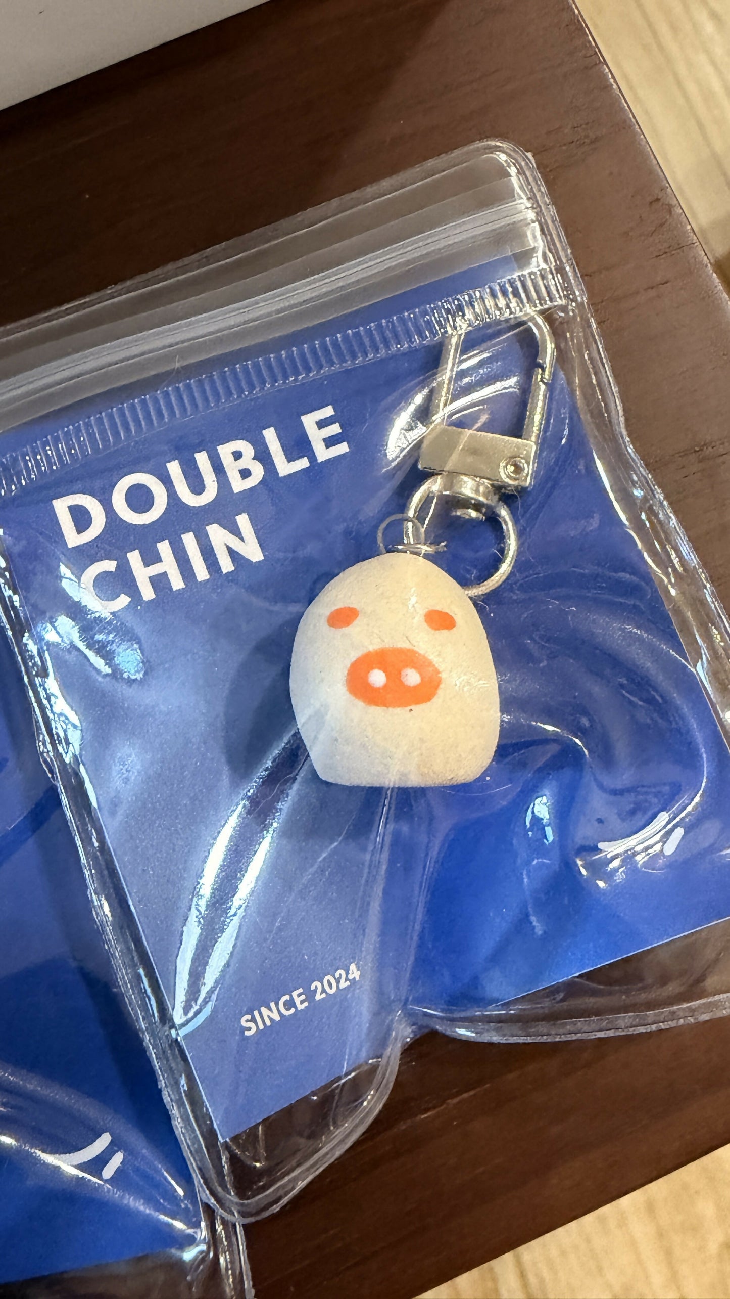 雙下巴吊飾