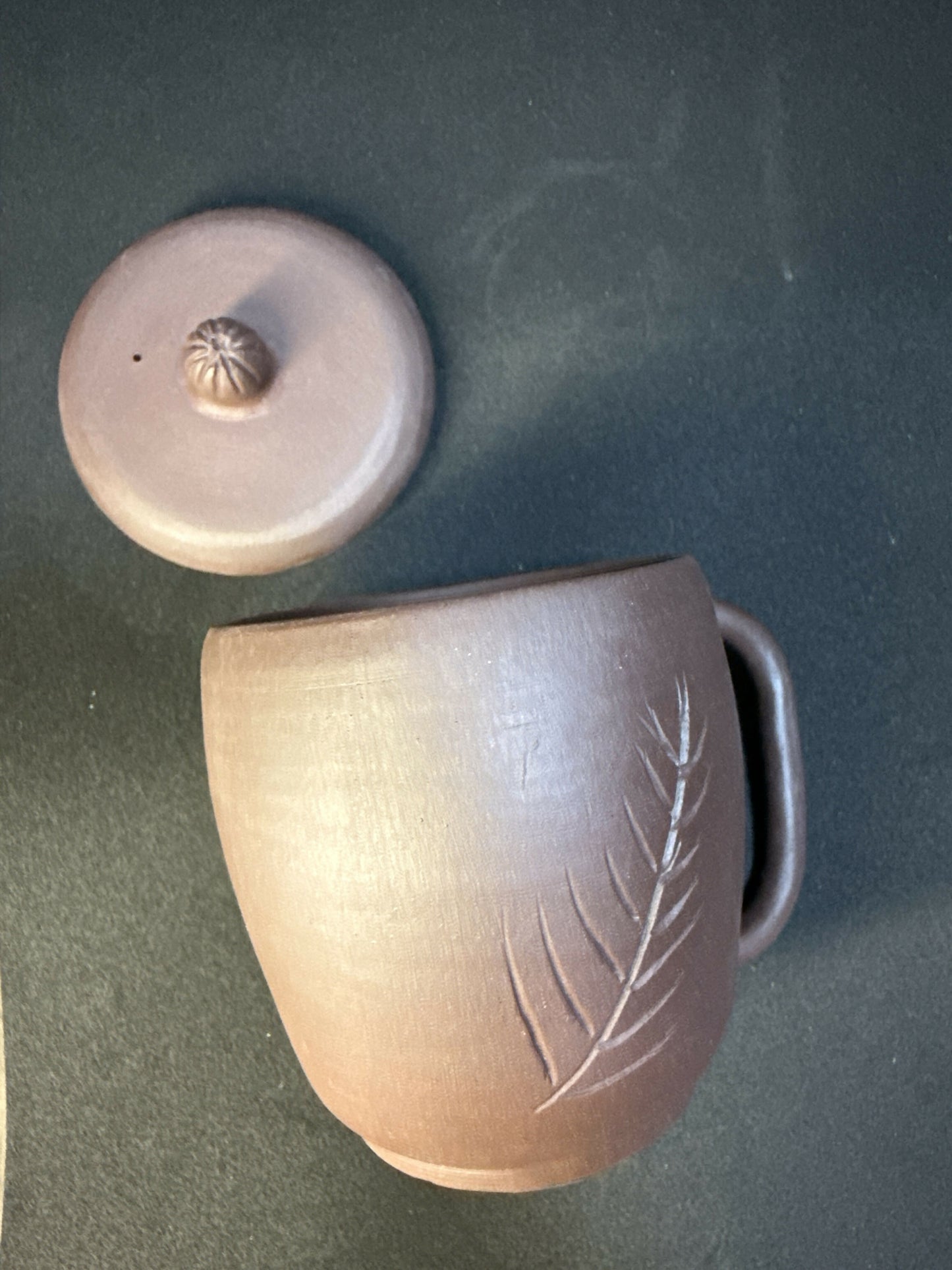 紫砂中式茶杯(連蓋)