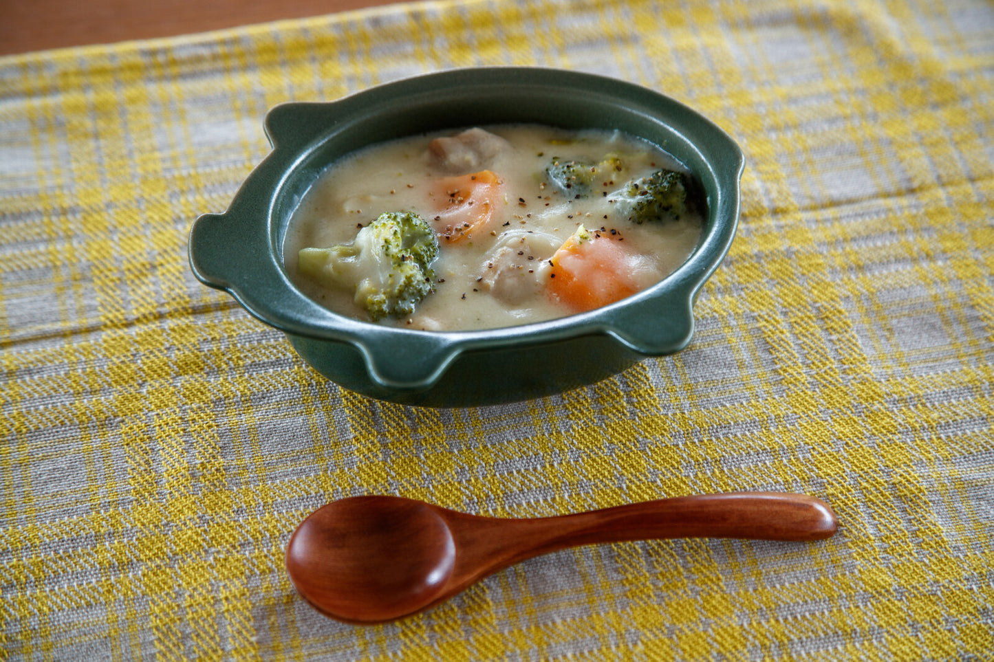 Mino Roasted Pig Shaped Bowl