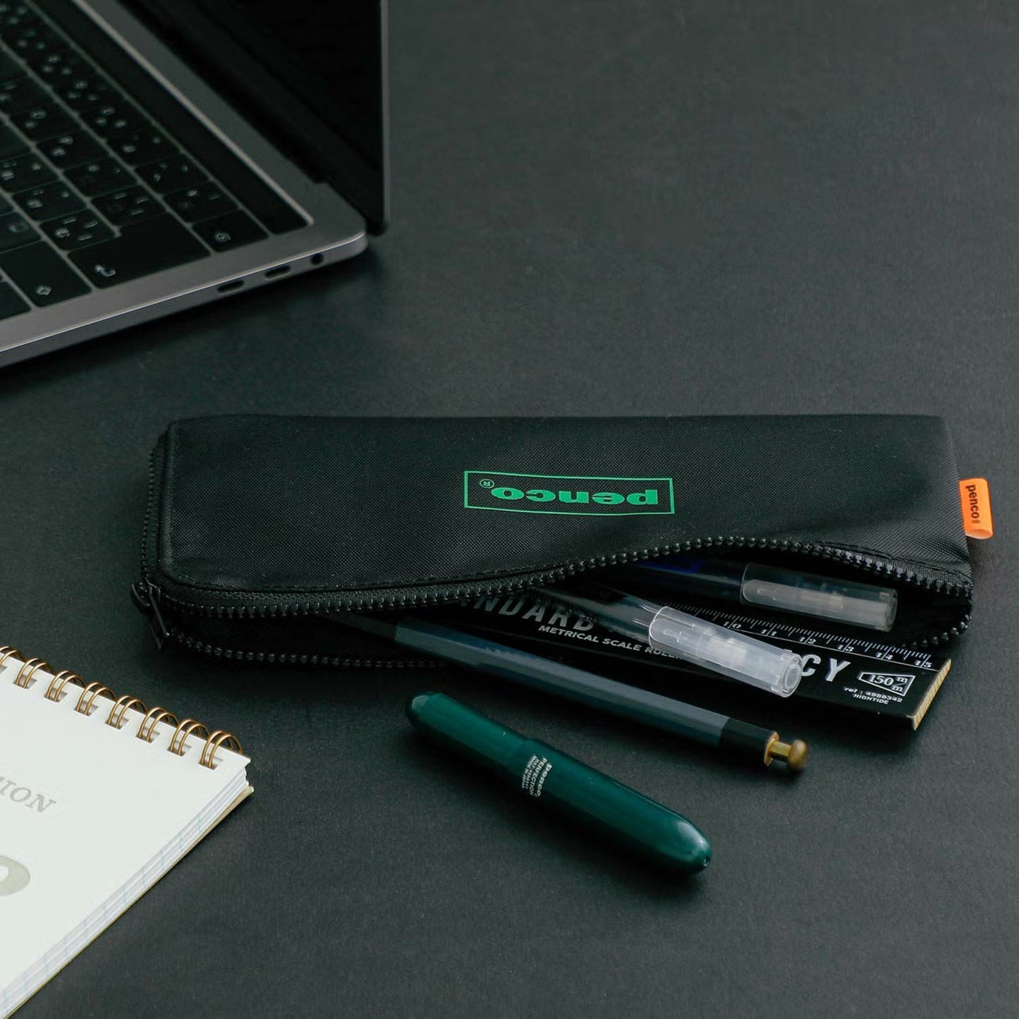 Flat Pen Case