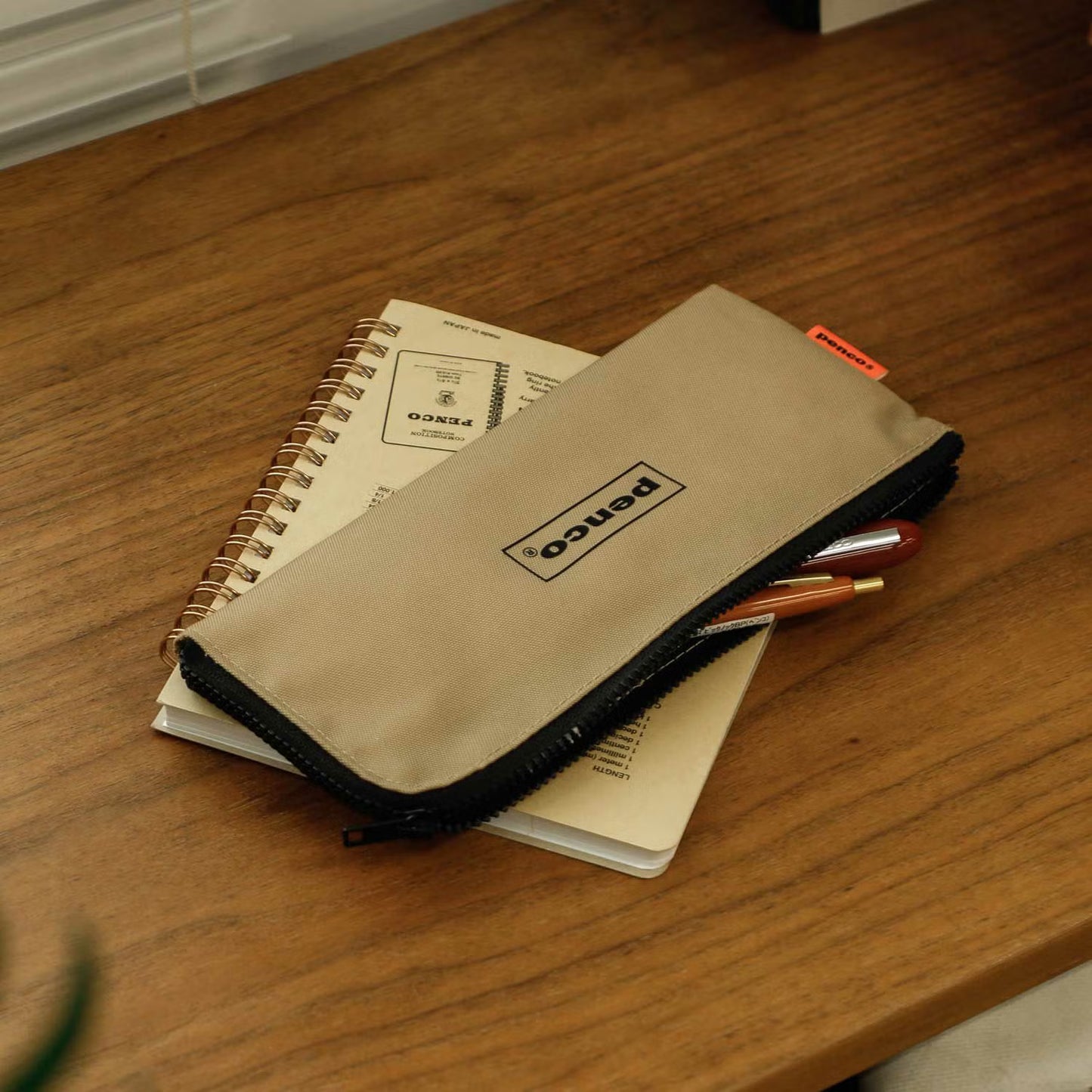 Flat Pen Case