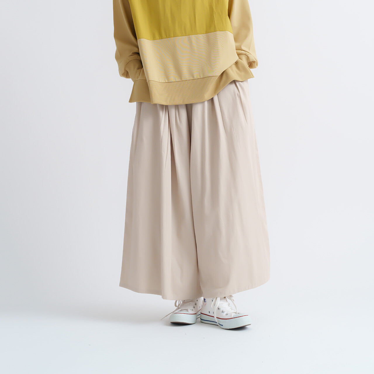 純色皺褶闊腳褲