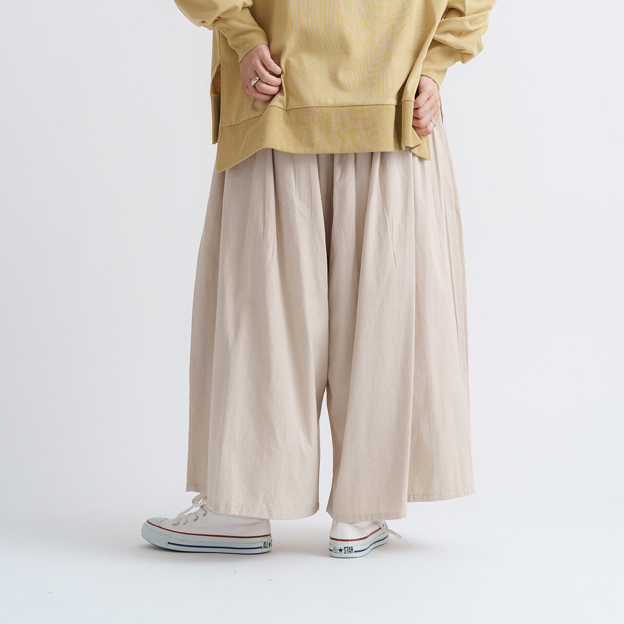 純色皺褶闊腳褲