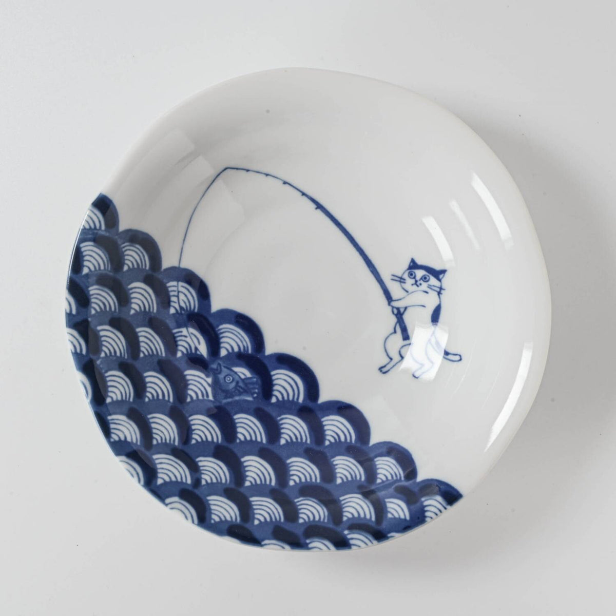 美濃燒 16.5cm青海波釣魚貓盛菜碗
