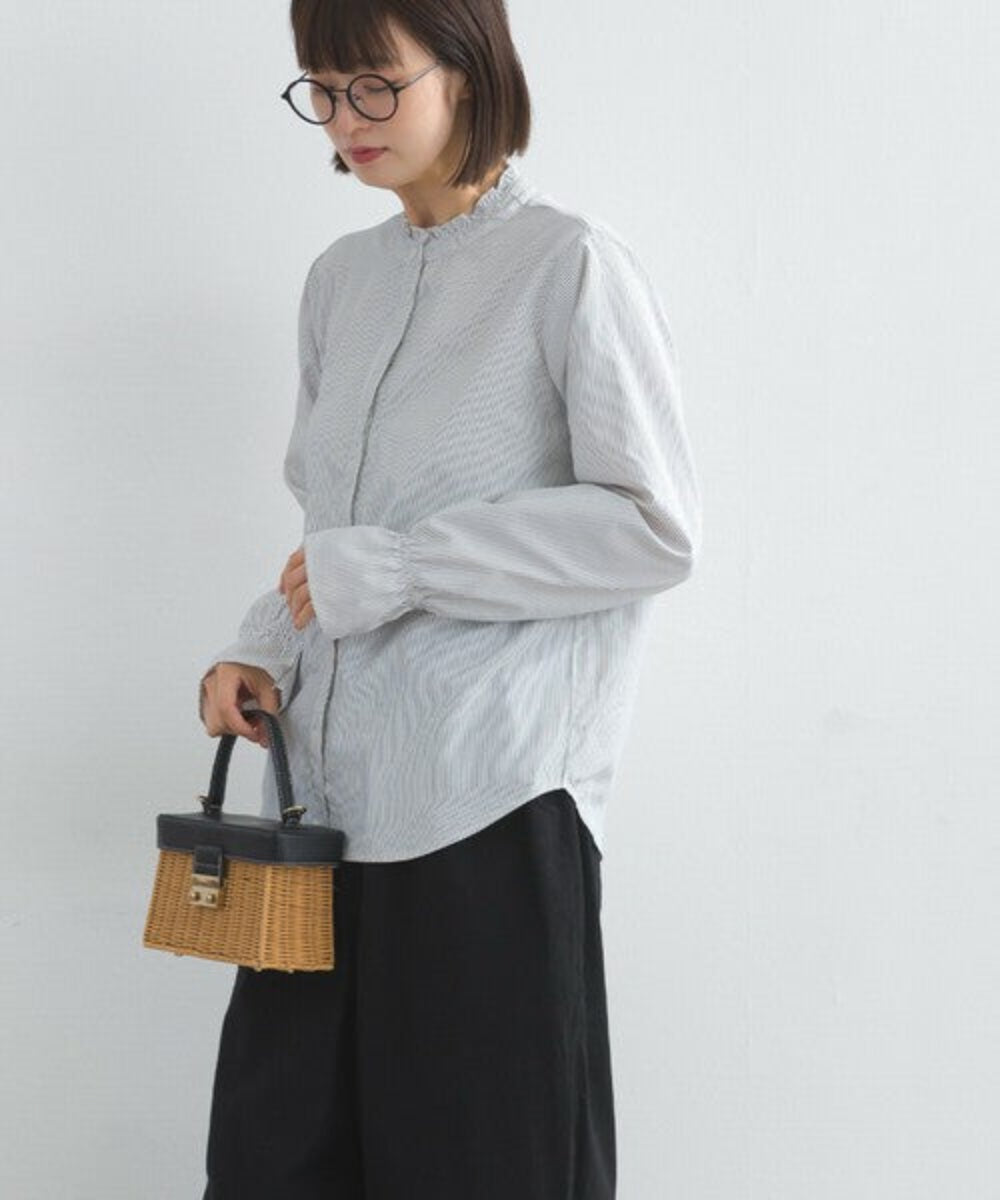 高領蕾絲條紋襯衫