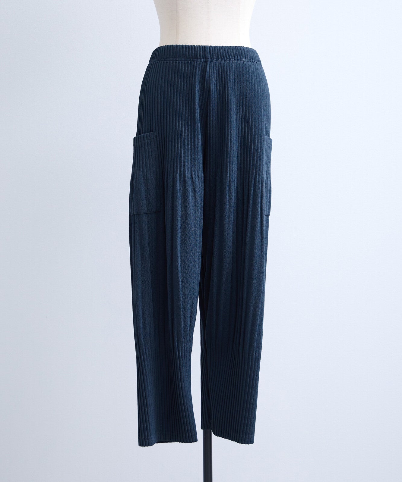 柔軟褶襉寬鬆七分褲