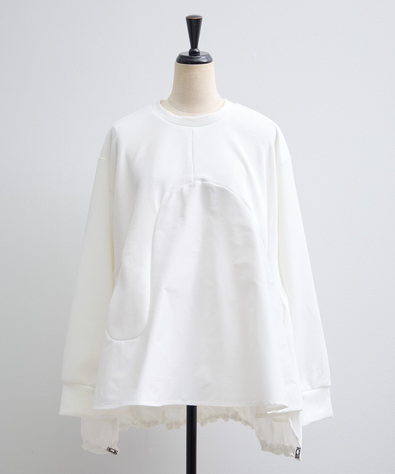 抽繩下擺廓形上衣