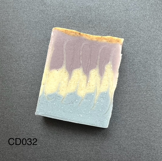 紫草 燕麥 粉藍泥 杏核 保濕修護 手工皂