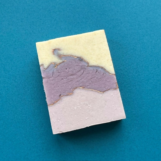 紫草 燕麥 巴西紫泥 牛油果 乳木果油保濕修護 手工皂