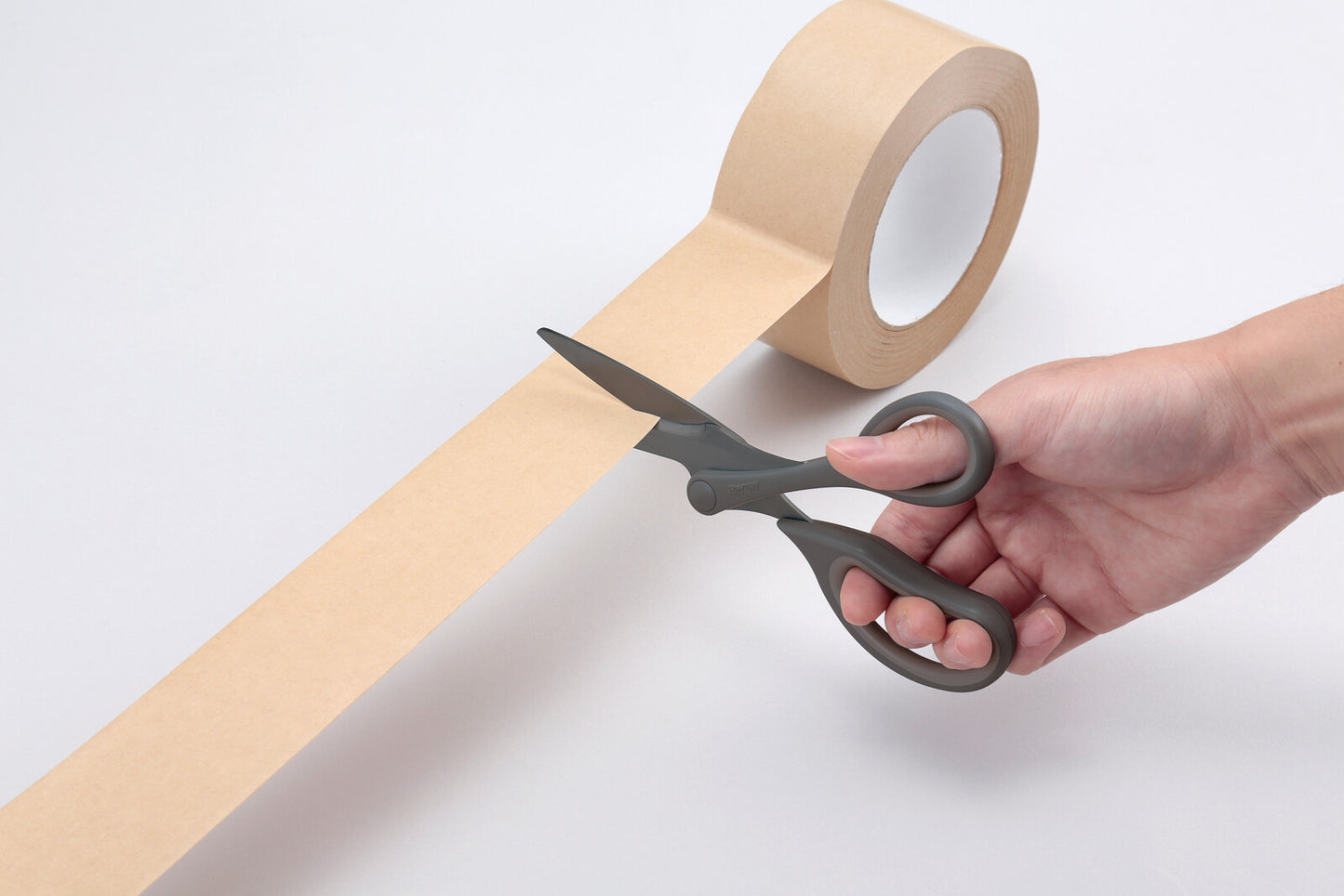 Swing Cut 支點偏移輕量剪刀 （Good Design Award)