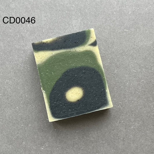 燕麥 艾草 竹炭 芝麻 保濕修護 手工皂