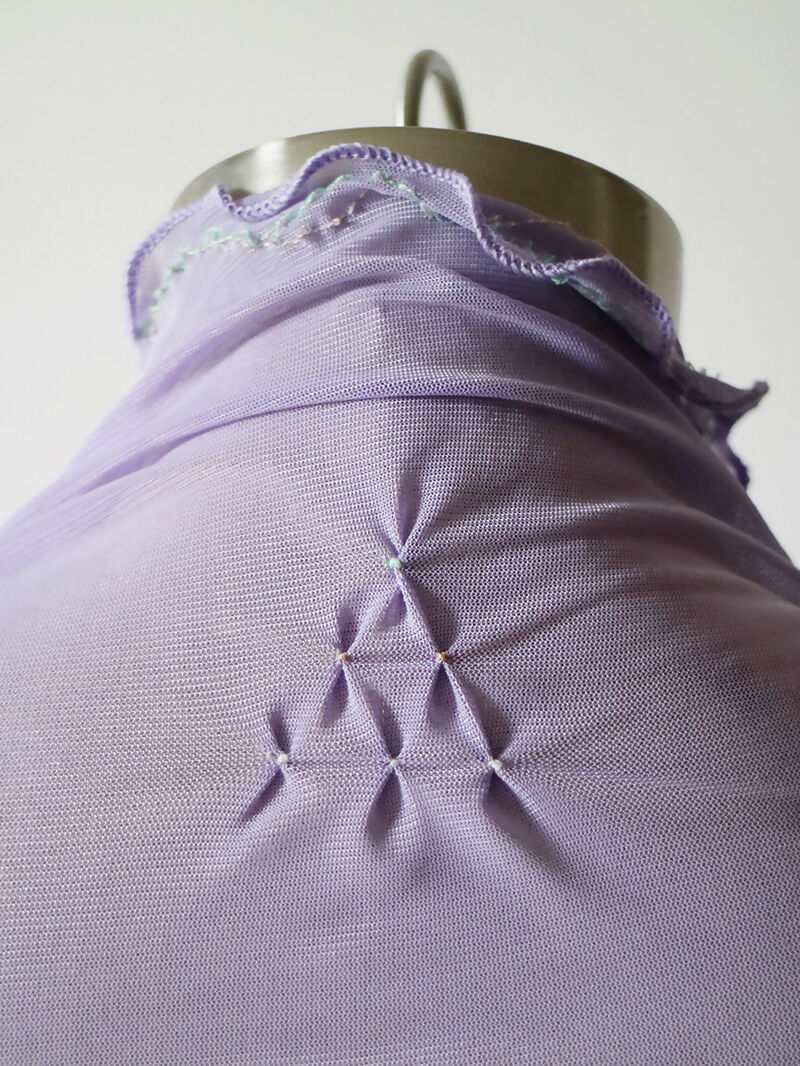 Feel My Pulse Mesh Top ( purple )