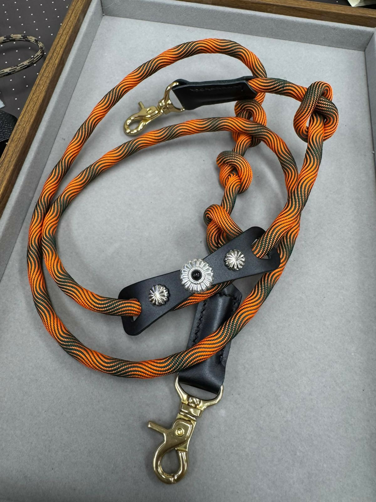 Camera or Phone Strap 相機或手機掛帶 . 銀色裝飾扣 (8mm Rope))