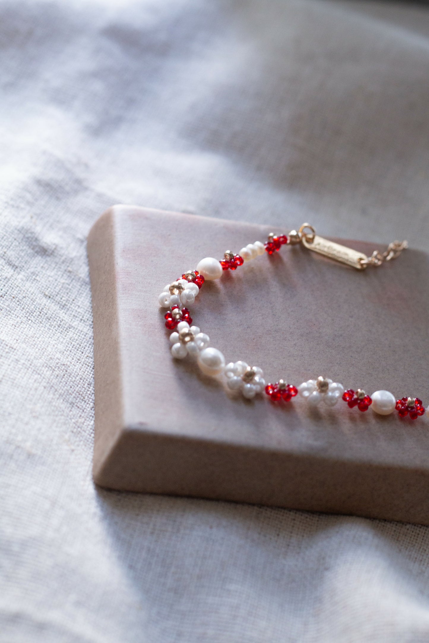 荳蔻年華 Age of Blossoms | 手鏈 Bracelet｜經典紅 Classic Red