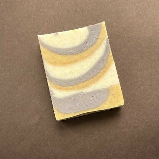 金盞花 黃薑 燕麥 死海泥 牛油果 乳木果油 保濕修護 手工皂