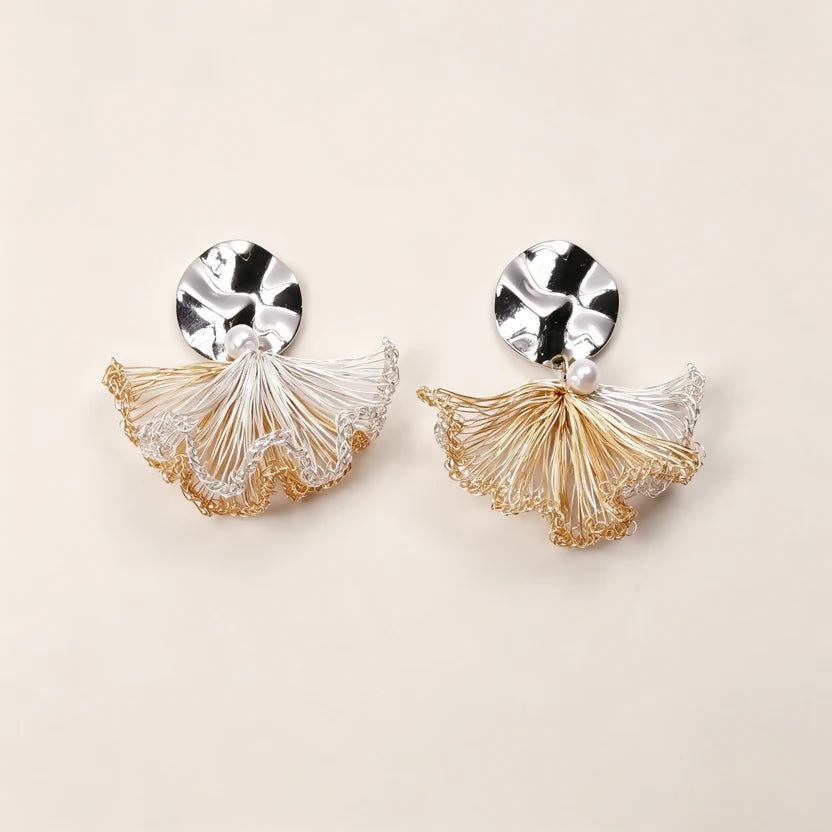 [Gentle Breeze- Silver version 3cm] Embroidered Earrings