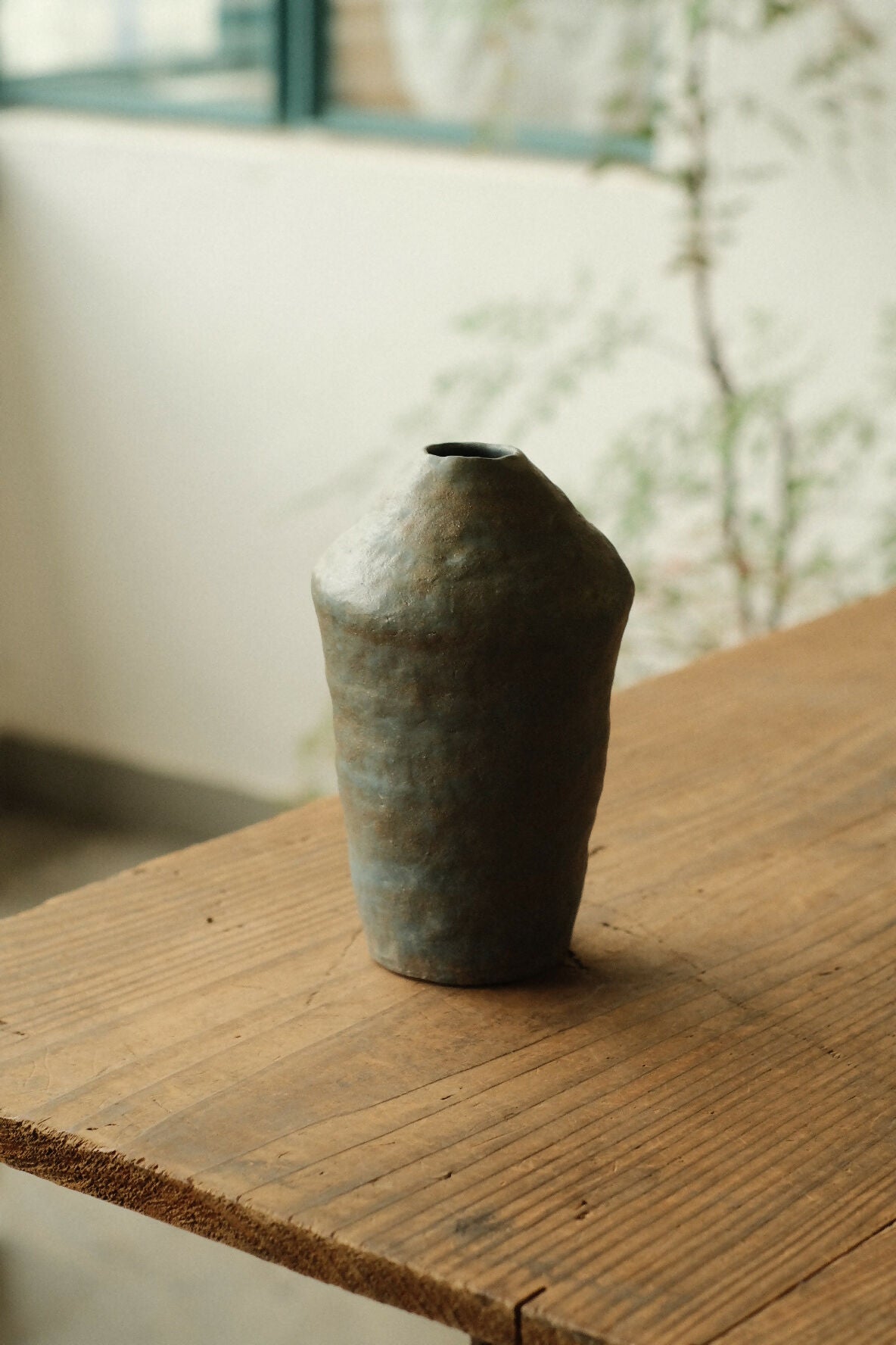 {陶器。日常} - 手捏花器