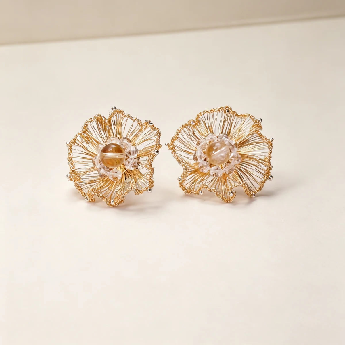 [Flower Shadow-Gold 3cm] Embroidered Earrings