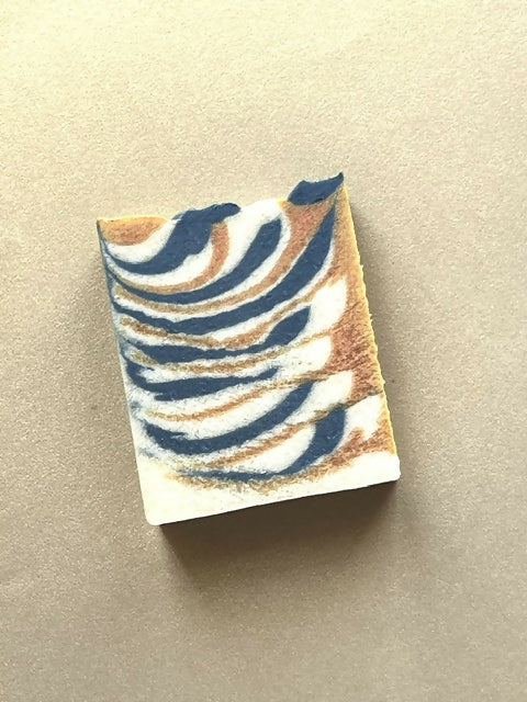 洋甘菊 黃薑 青黛 燕麥 保濕修護 手工皂
