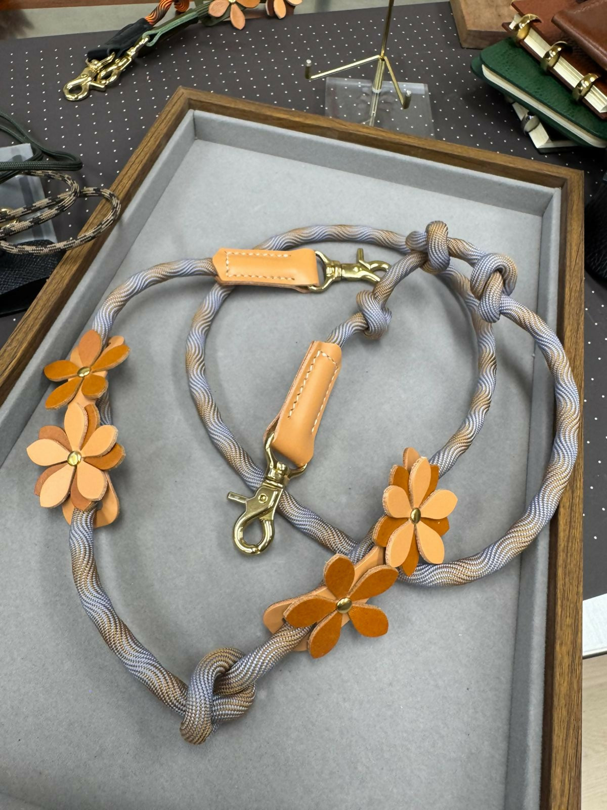 Camera or Phone Strap 相機或手機掛帶 . 花(8mm Rope)