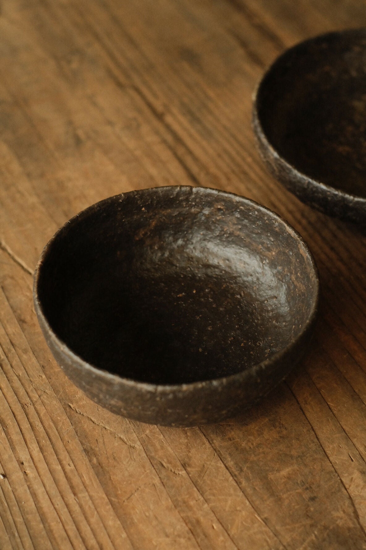 {陶器。日常} - 手捏碗 (砵型)