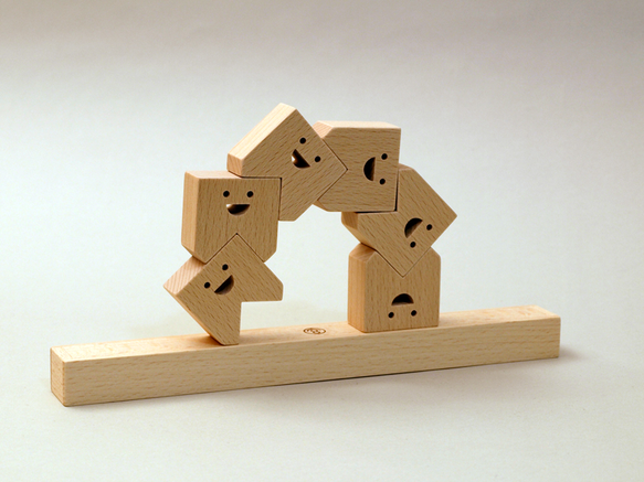 TEETH (6 pieces) building block toy display
