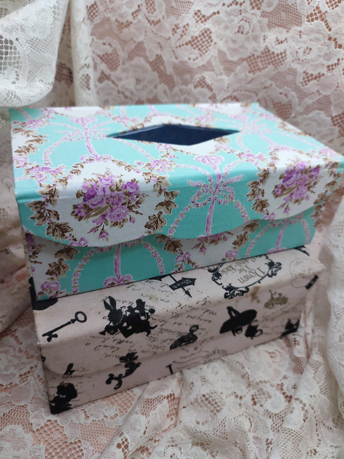 French cloth box experience course: book-style display paper box